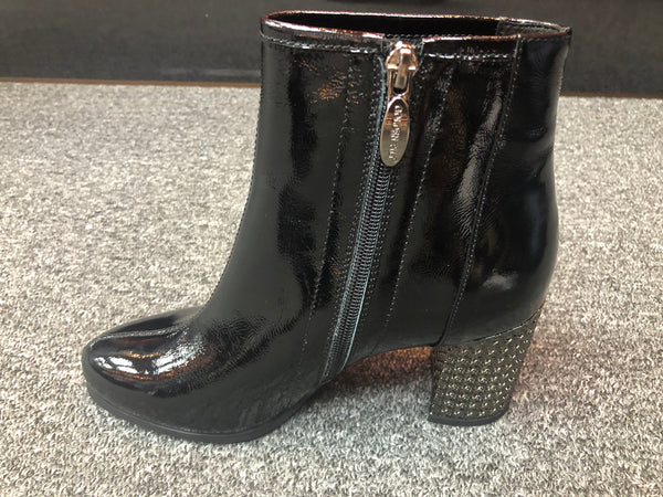 Black Patent Leather Boots With Rhinestone Heels